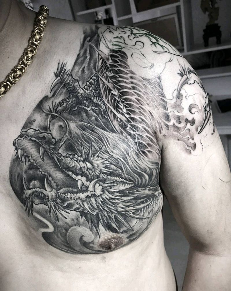 嗷龙纹身图片_胸部肩部新传统老传统龙烈火风格过肩龙纹身图案