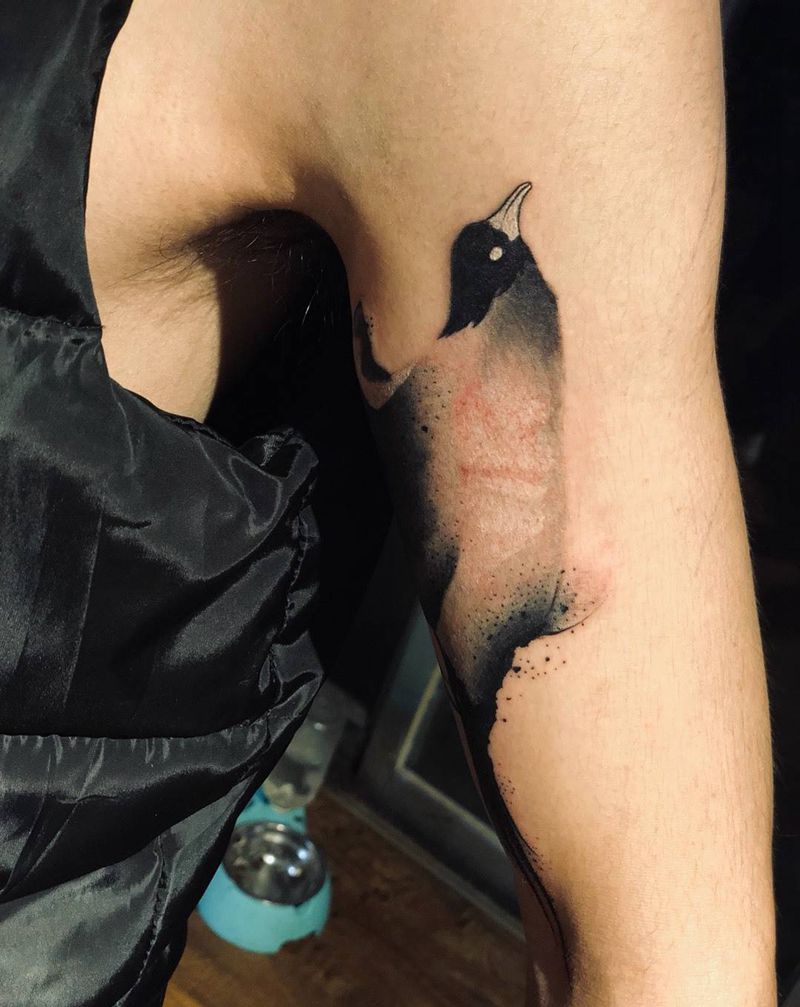 遮盖作品  小燕子纹身图片