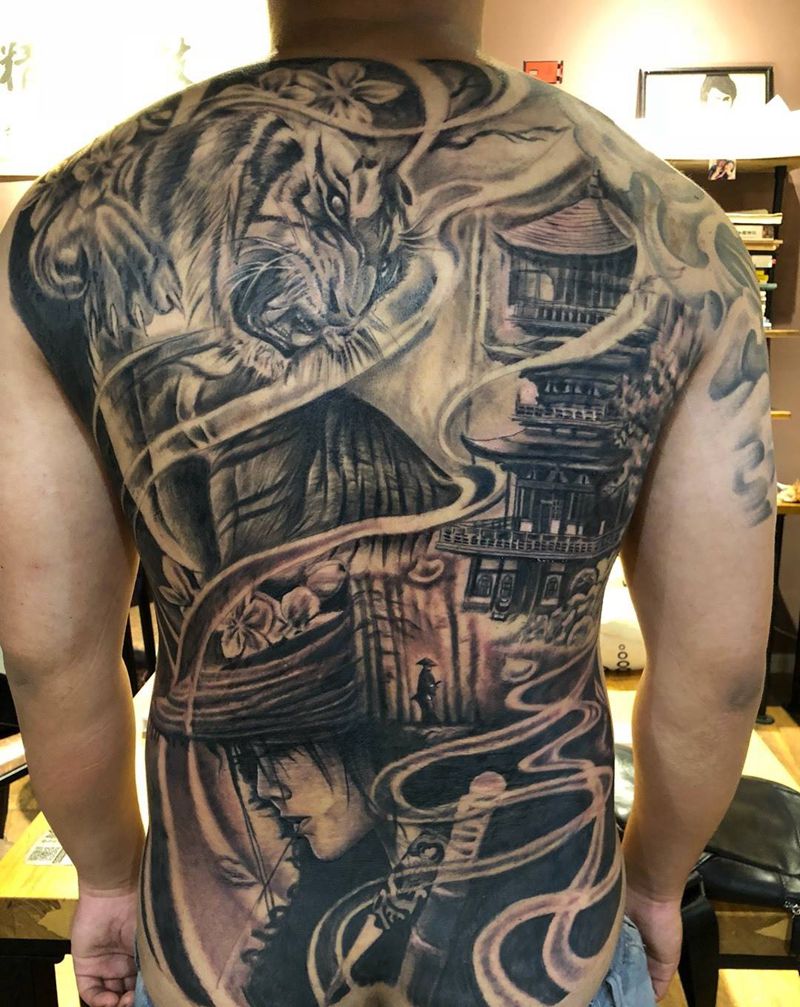 写实大满背纹身图片