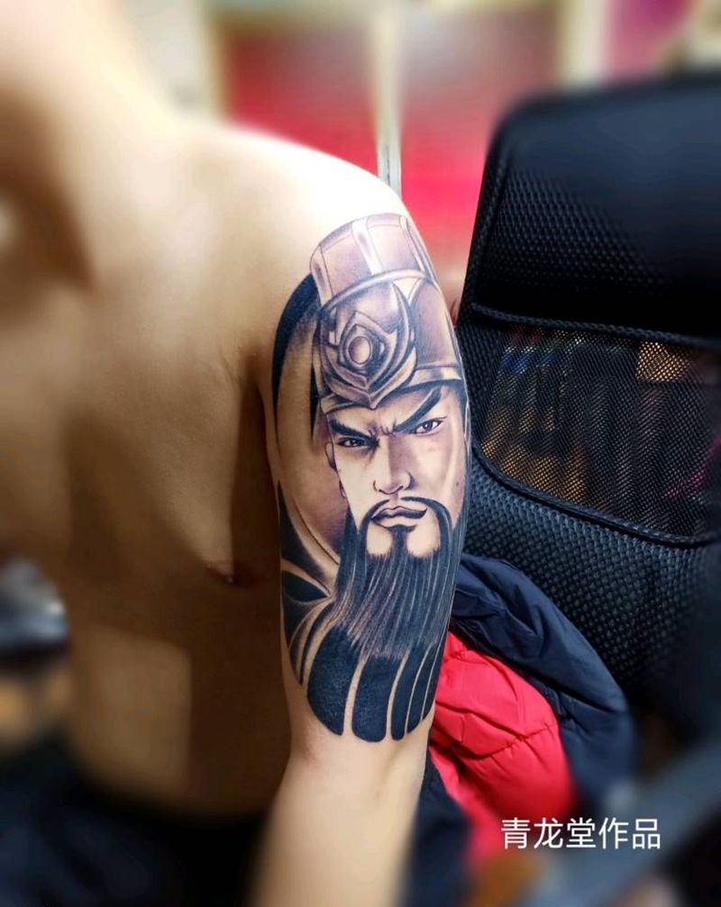 关羽纹身图片_肩部手臂老传统新传统纹身图案