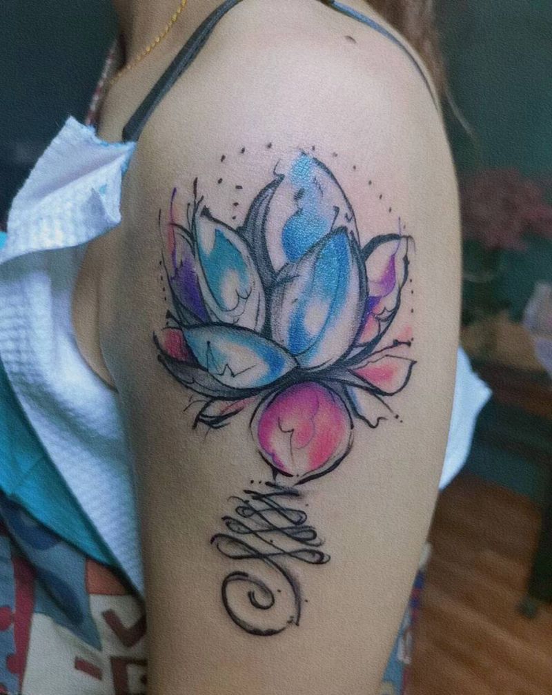 莲花纹身图片_肩部水彩纹身图案