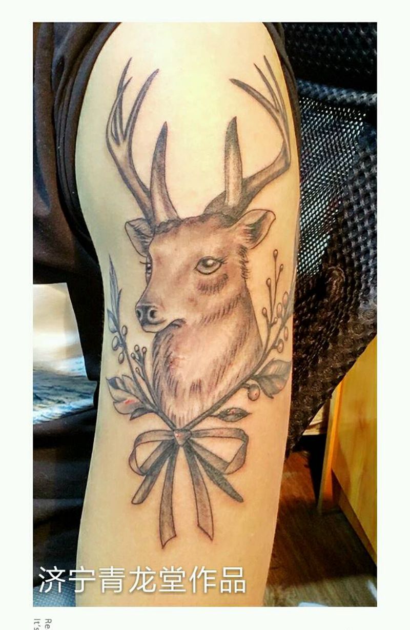 鹿纹身图片