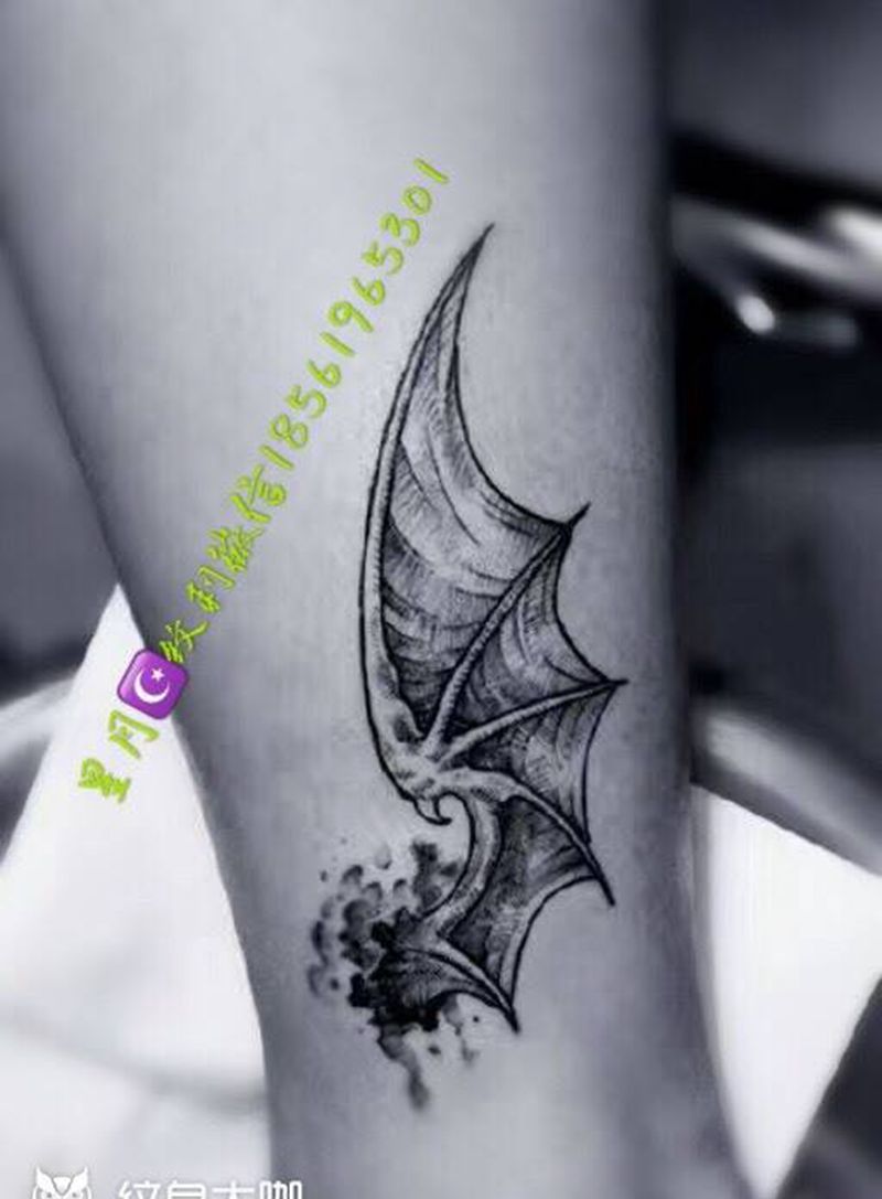 小腿翅膀纹身图片