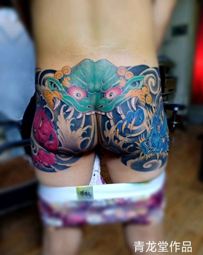 花臀纹身图片_臀部腰部老传统新传统纹身图案
