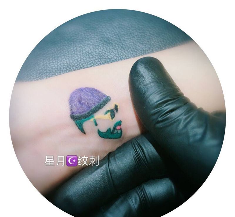 最小遮盖纹身图片