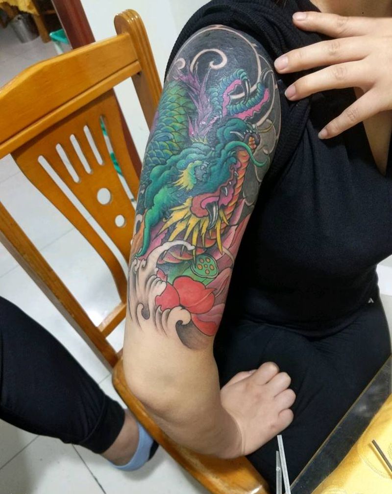 遮盖作品纹身图片_肩部老传统纹身图案