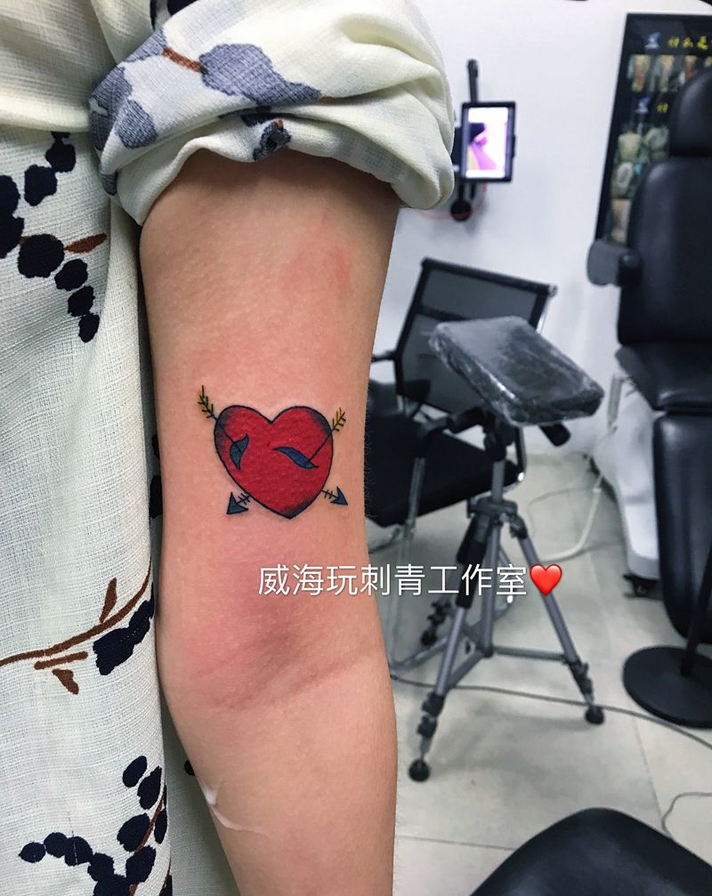 心纹身图片_Old School纹身图案