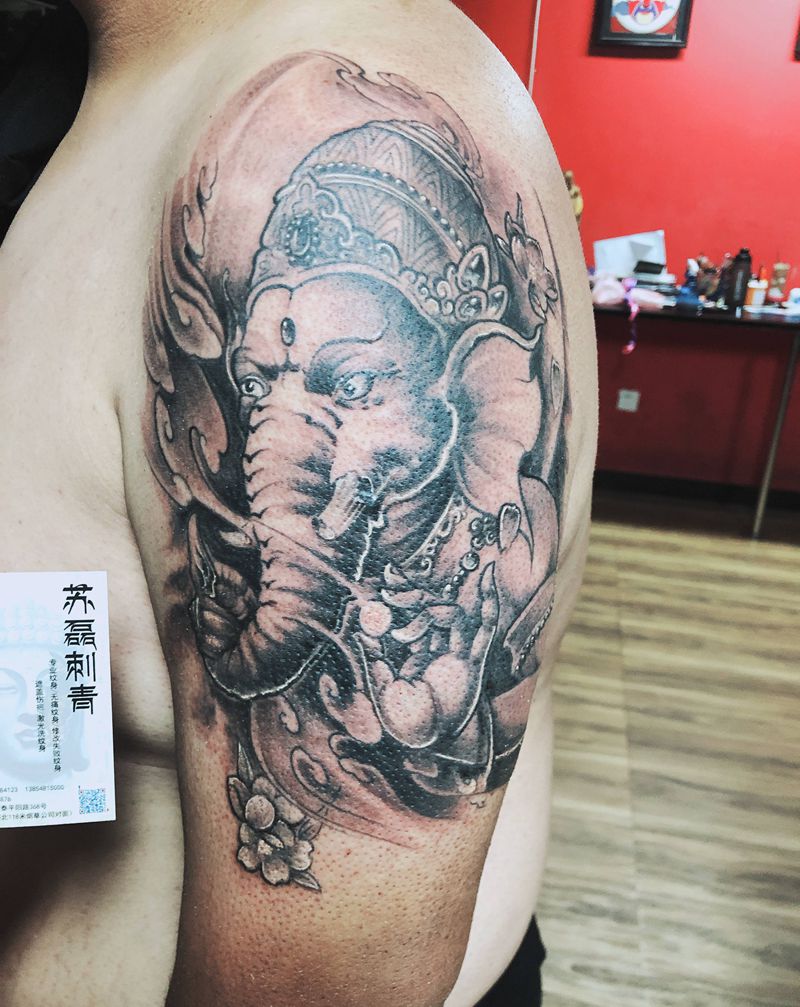 象神纹身图片_肩部纹身图案