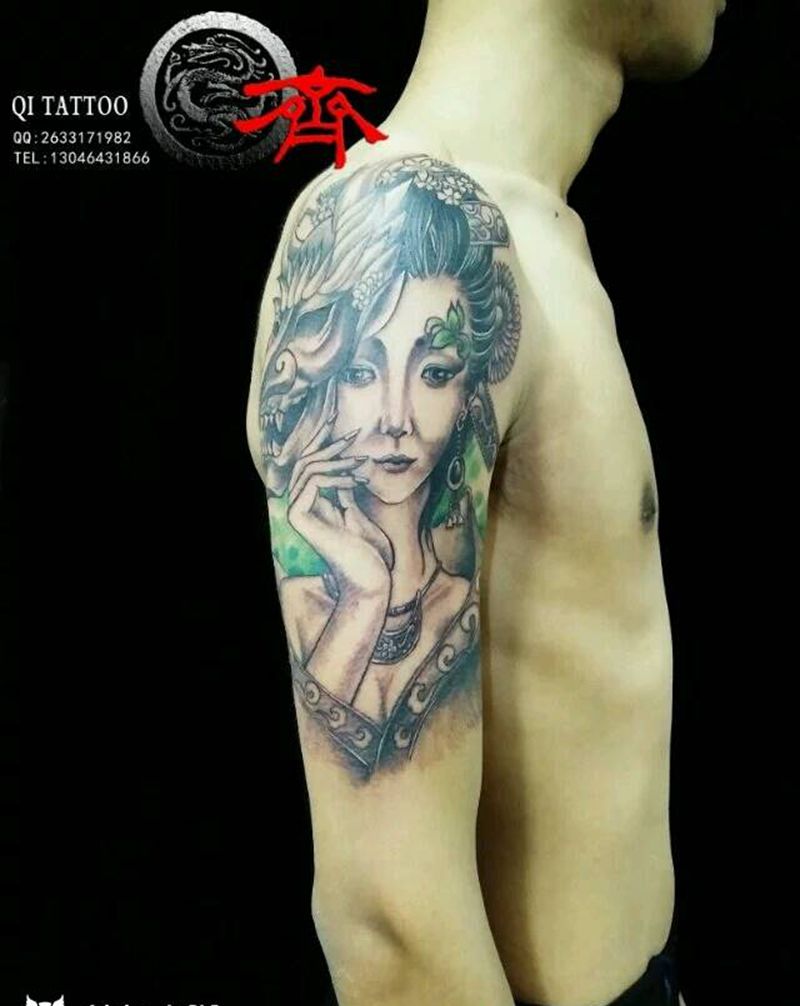 大臂艺妓纹身图片