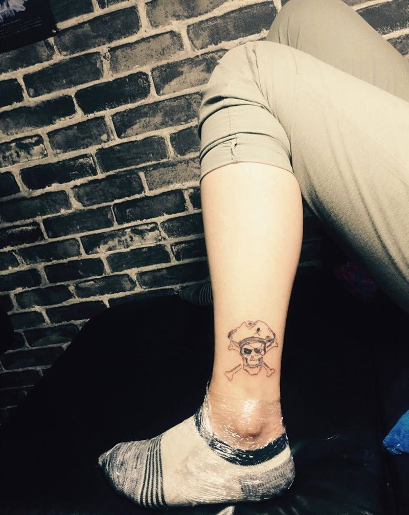 骷髅船长纹身图片