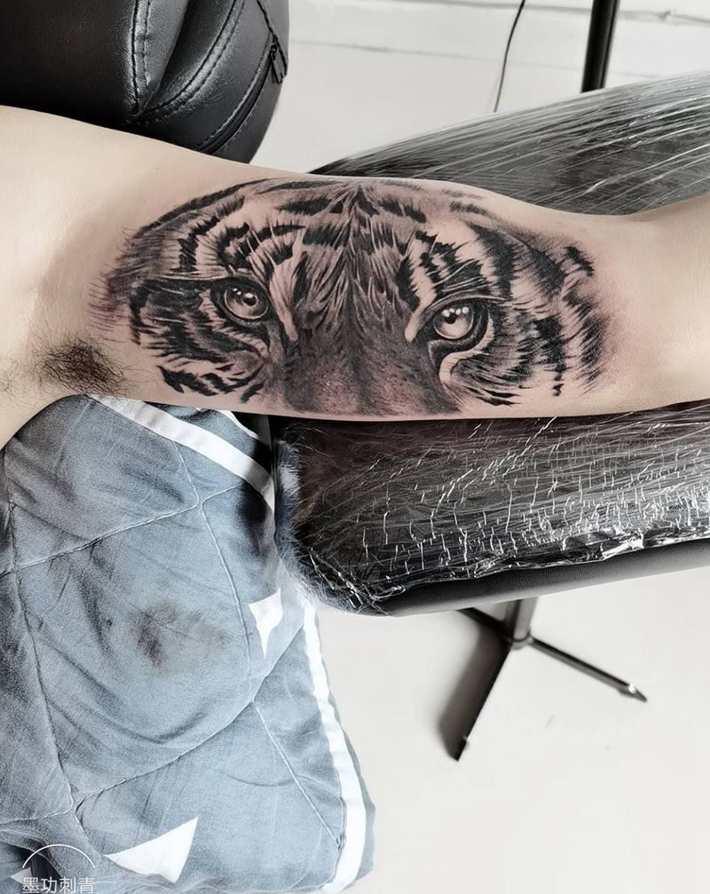 虎头纹身图片_手臂欧美写实纹身图案