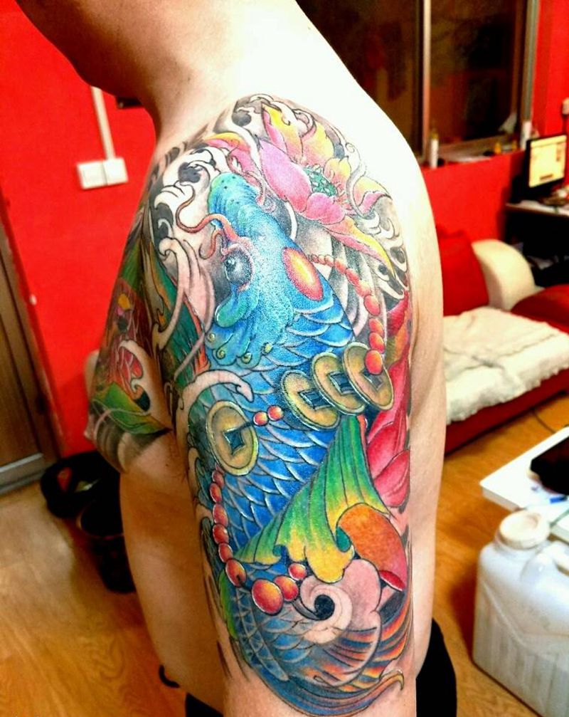 彩色半甲纹身图片