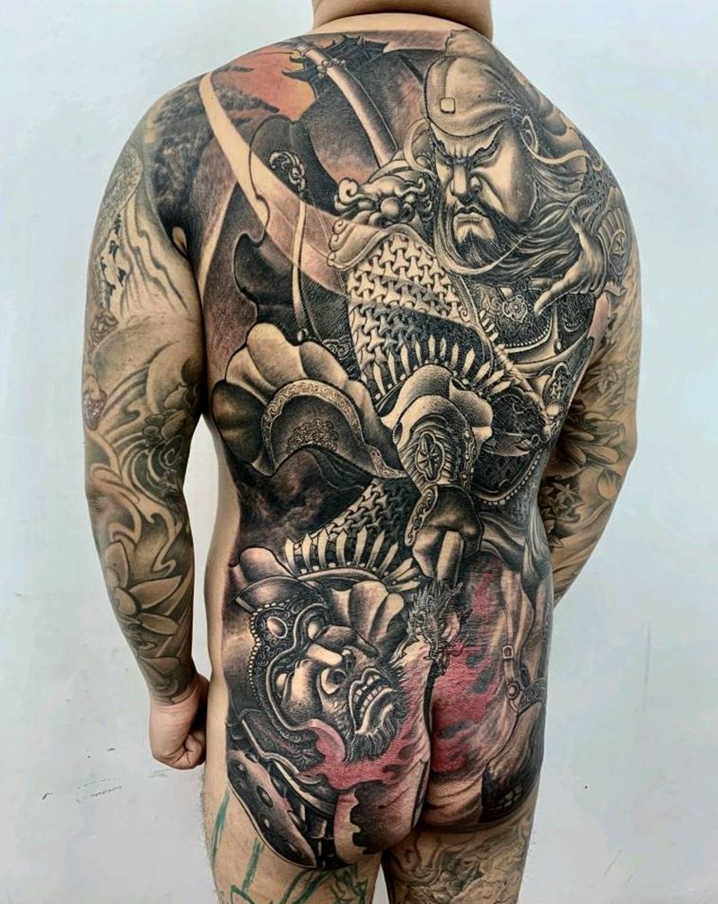斩华雄纹身图片_背部纹身图案
