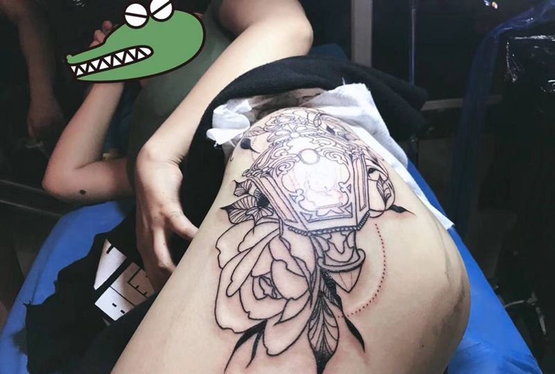玫瑰灯未完纹身图片