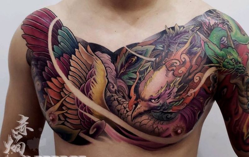 花胸凤凰纹身图片