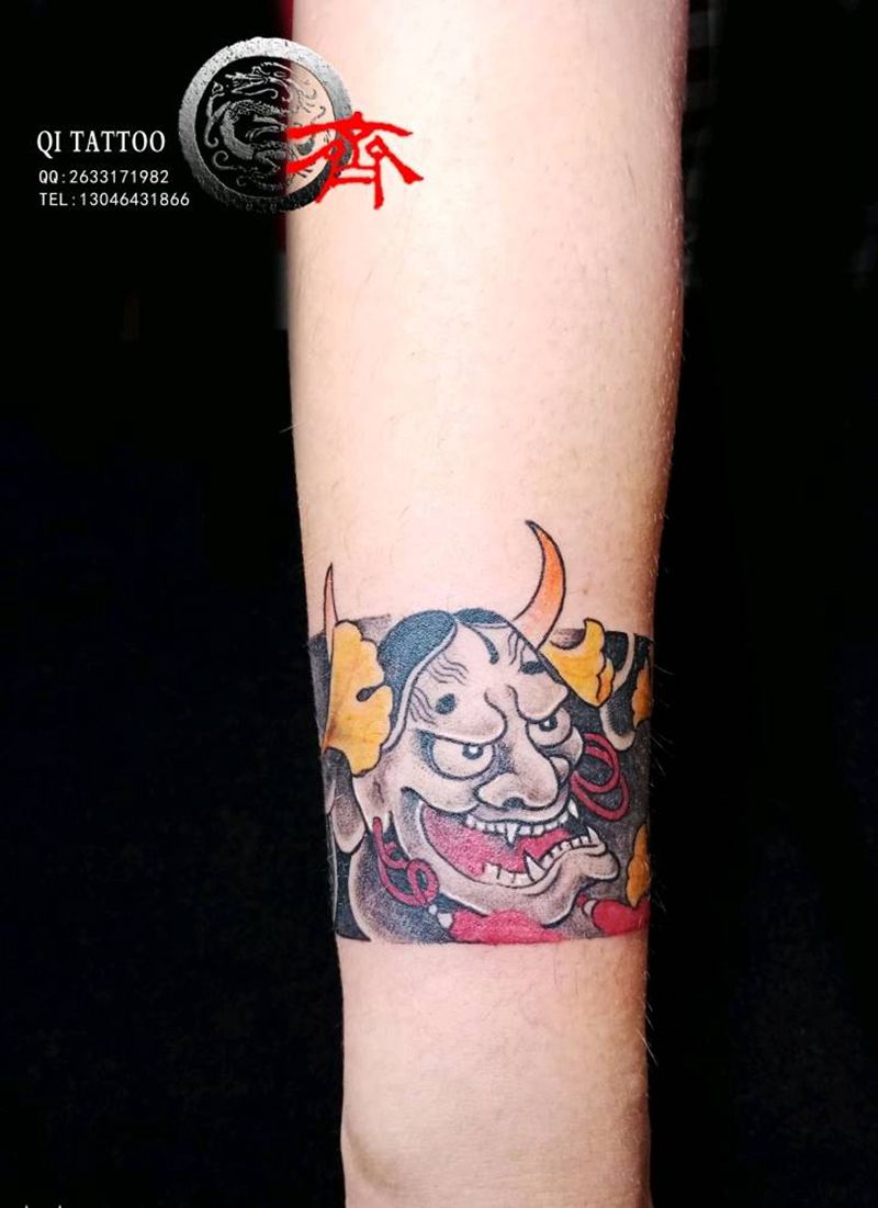 日式臂环纹身图片_手臂老传统纹身图案