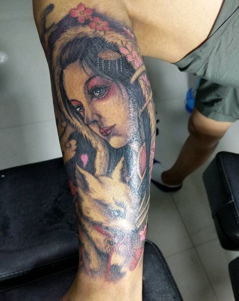 艺妓纹身图片_腿部新传统纹身图案