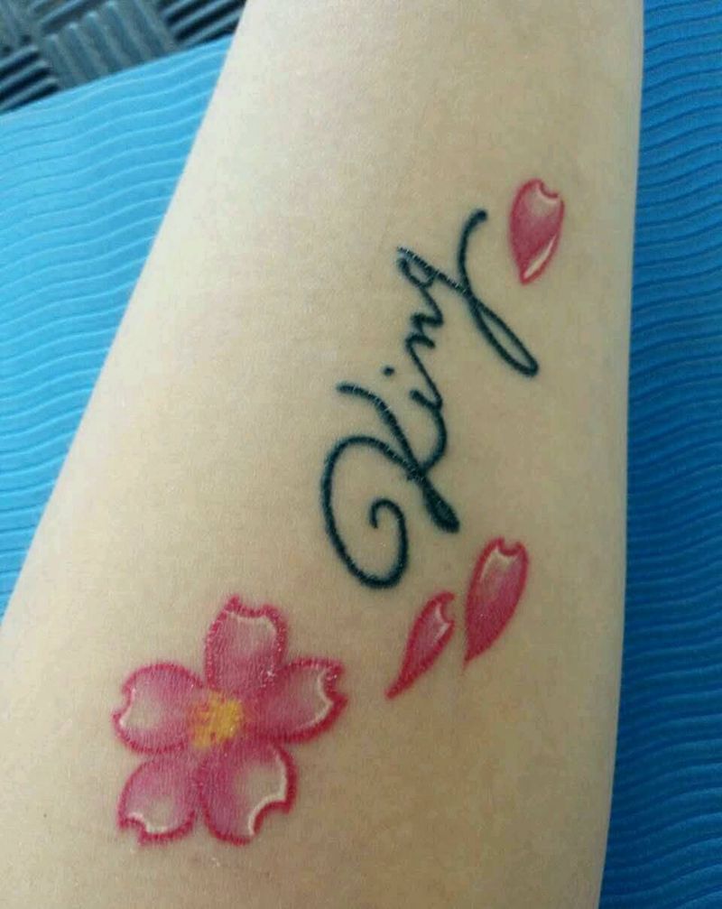 小清新纹身图片_手臂清新字符植物成品纹身图案