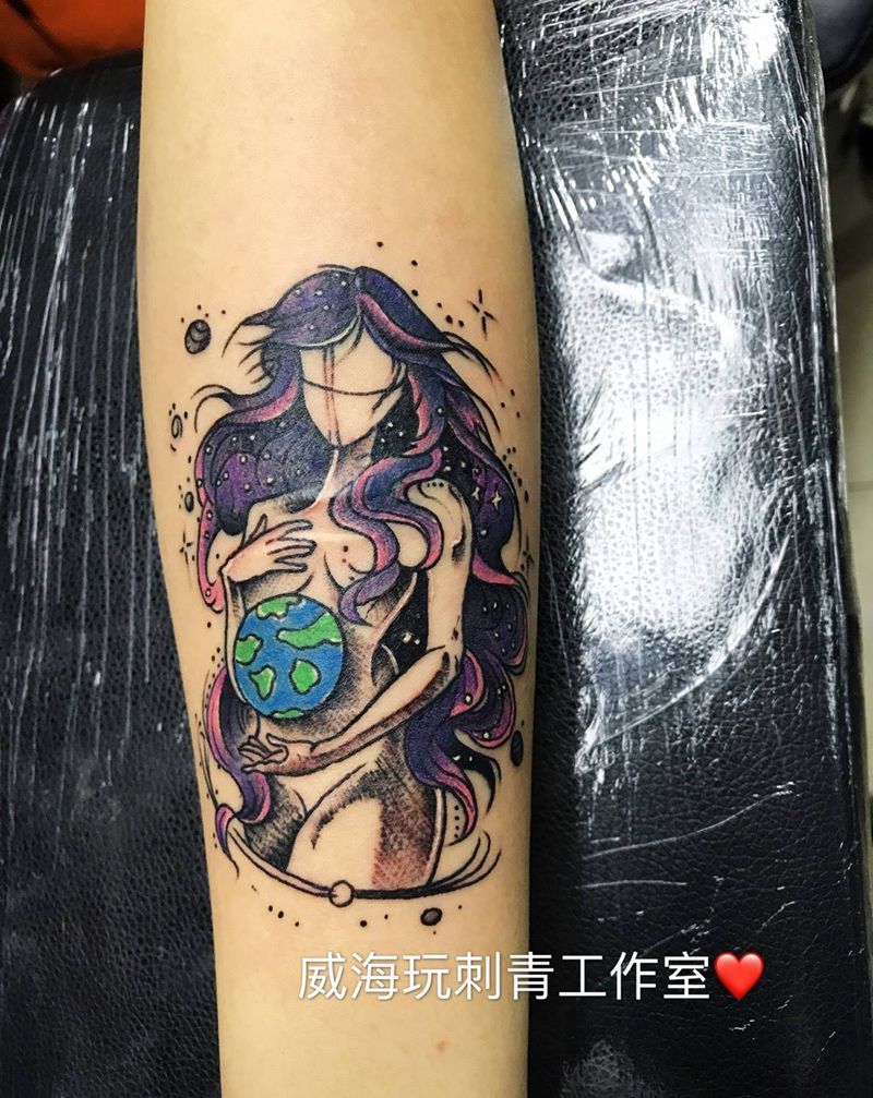 宇宙之母纹身图片