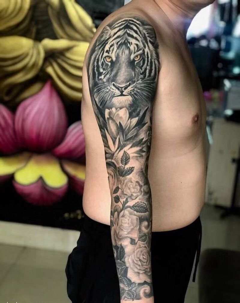 心有猛虎细嗅蔷薇纹身图片