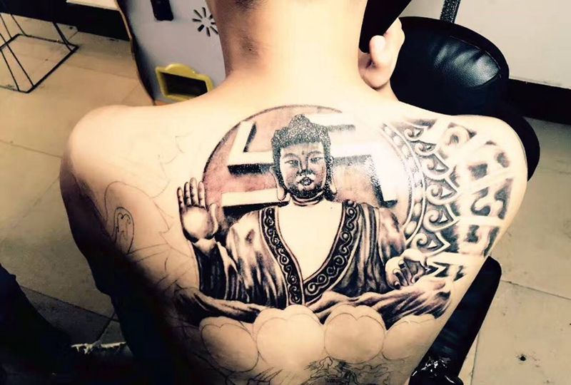 手绘遮盖、纹身图片