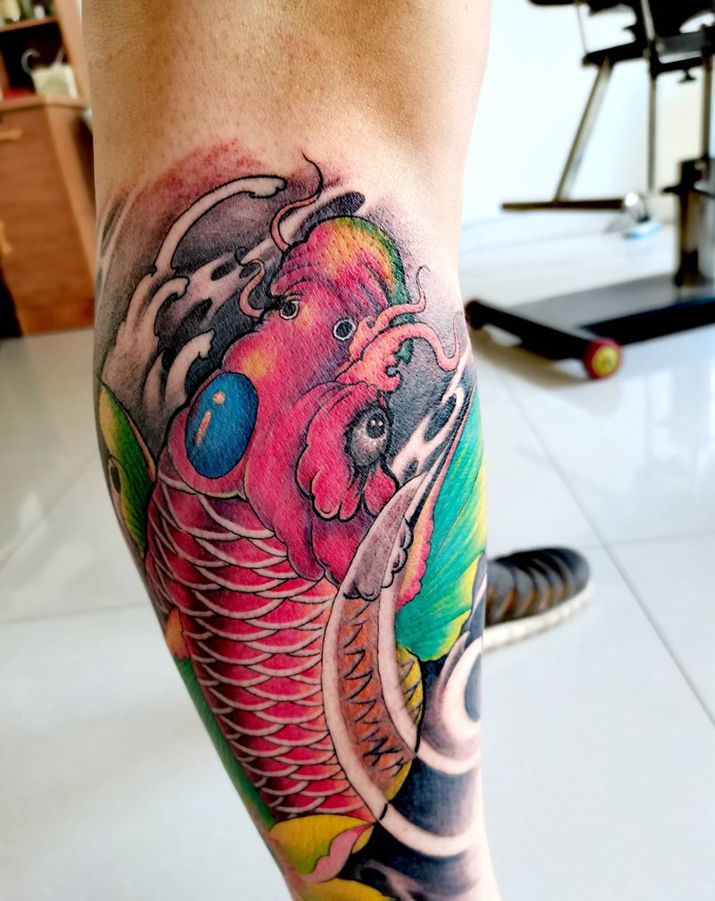 鲤鱼纹身图片_腿部老传统纹身图案