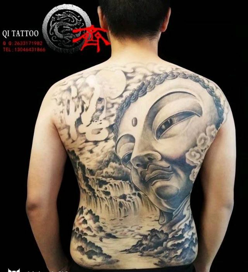满背佛像纹身图片_背部新传统佛纹身图案