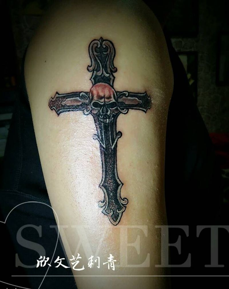 个性骷髅十字架《旺哥作品》纹身图片