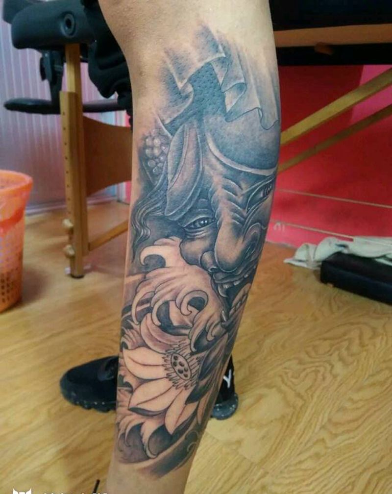 小腿般若纹身图片