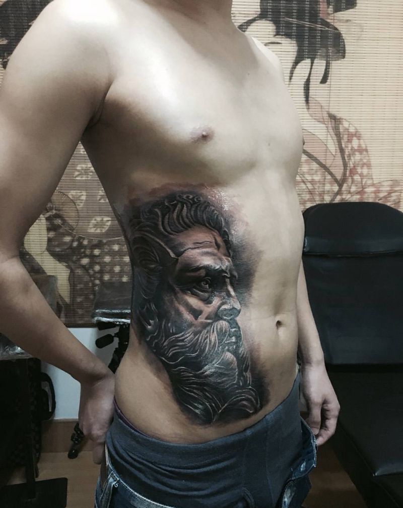 希腊神话里的宙斯纹身图片_成品手稿腰部腹部欧美写实肖像人物宗教鬼神纹身图案