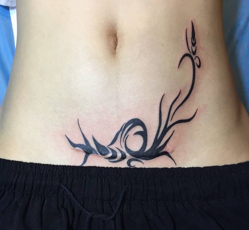 小清新纹身图片_成品腹部清新图腾纹身图案