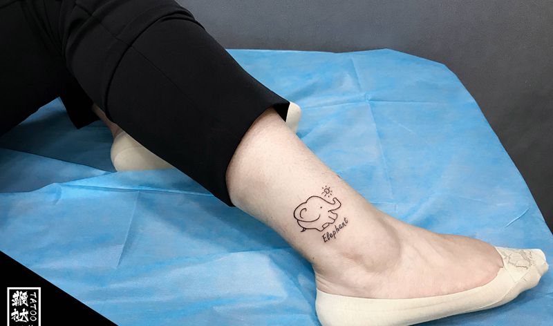 小象纹身图片_脚部腿部纹身图案