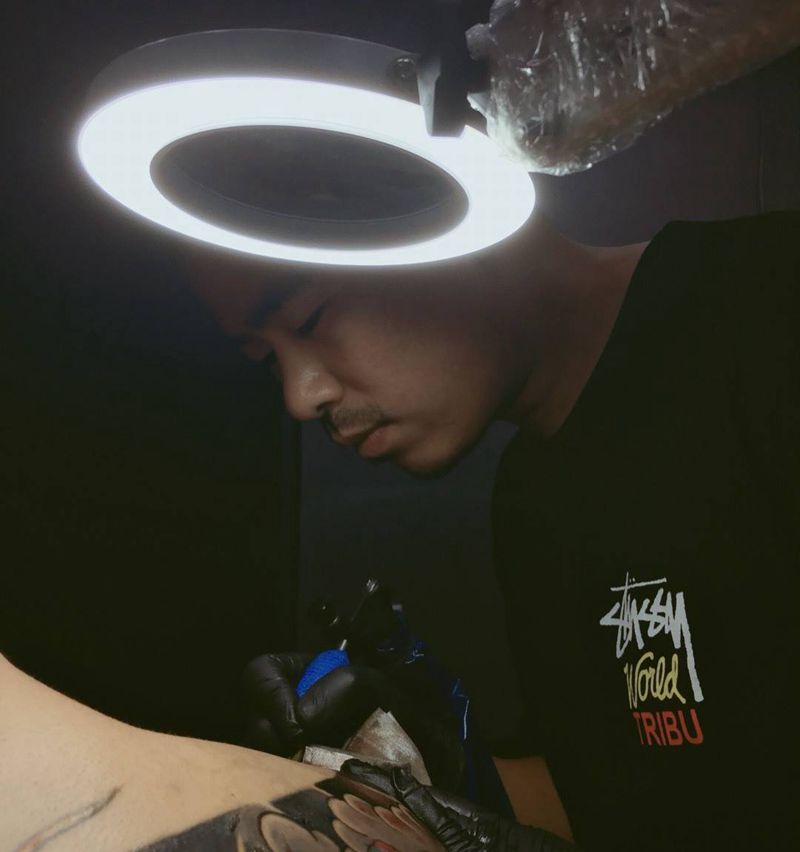 大花背继续纹身图片_成品背部传统动物纹身图案