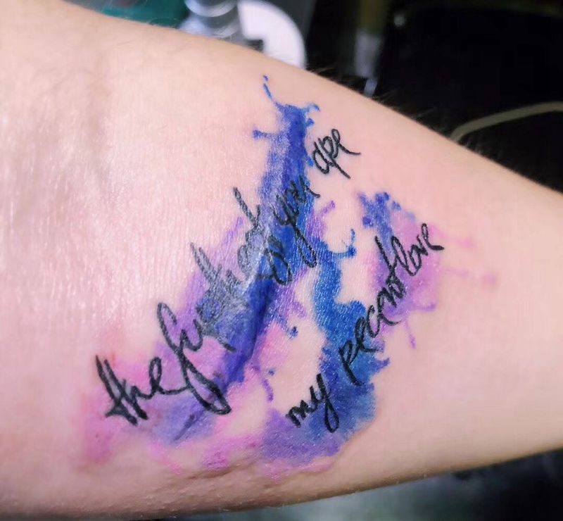 渲染随意纹身图片_成品手臂清新遮盖纹身图案