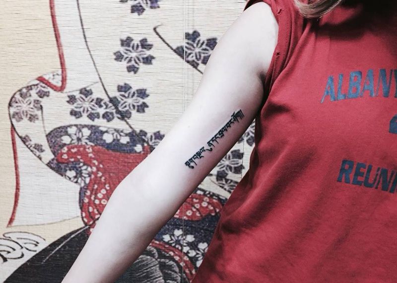 愿离一切苦纹身图片_成品手臂传统清新习俗字符宗教纹身图案