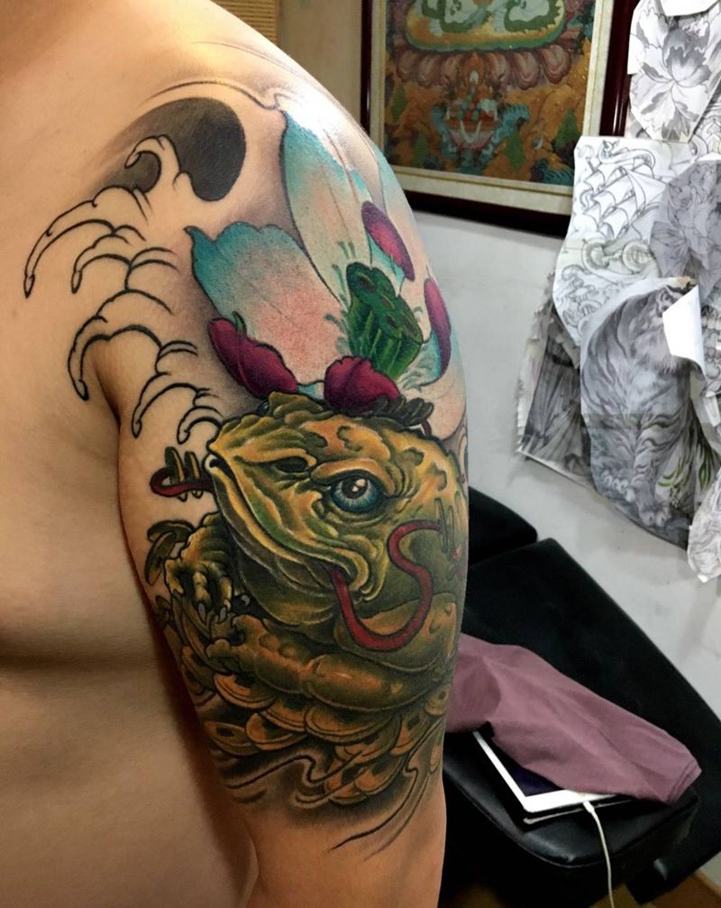 金蟾纹身图片_成品手臂传统动物植物鬼神纹身图案