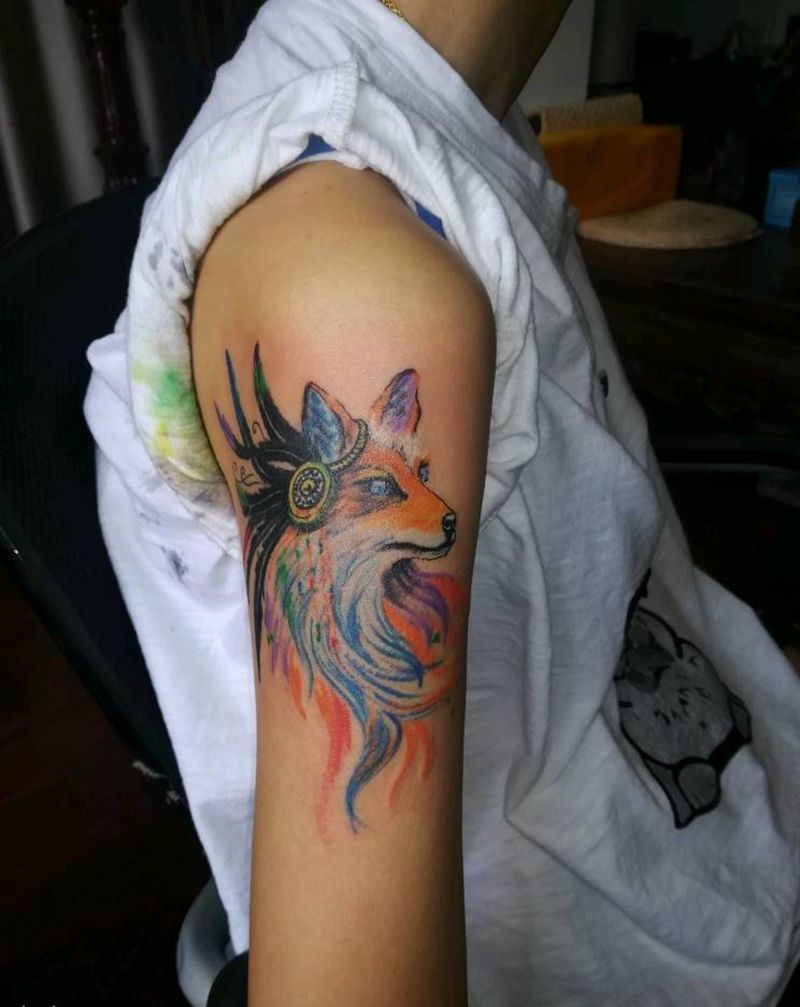 狐狸纹身图片_肩部手臂水彩纹身图案