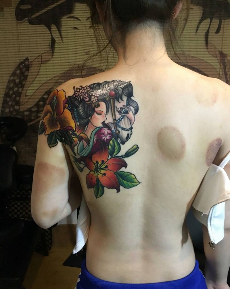后肩艺妓（遮盖疤痕旧纹身）纹身图片