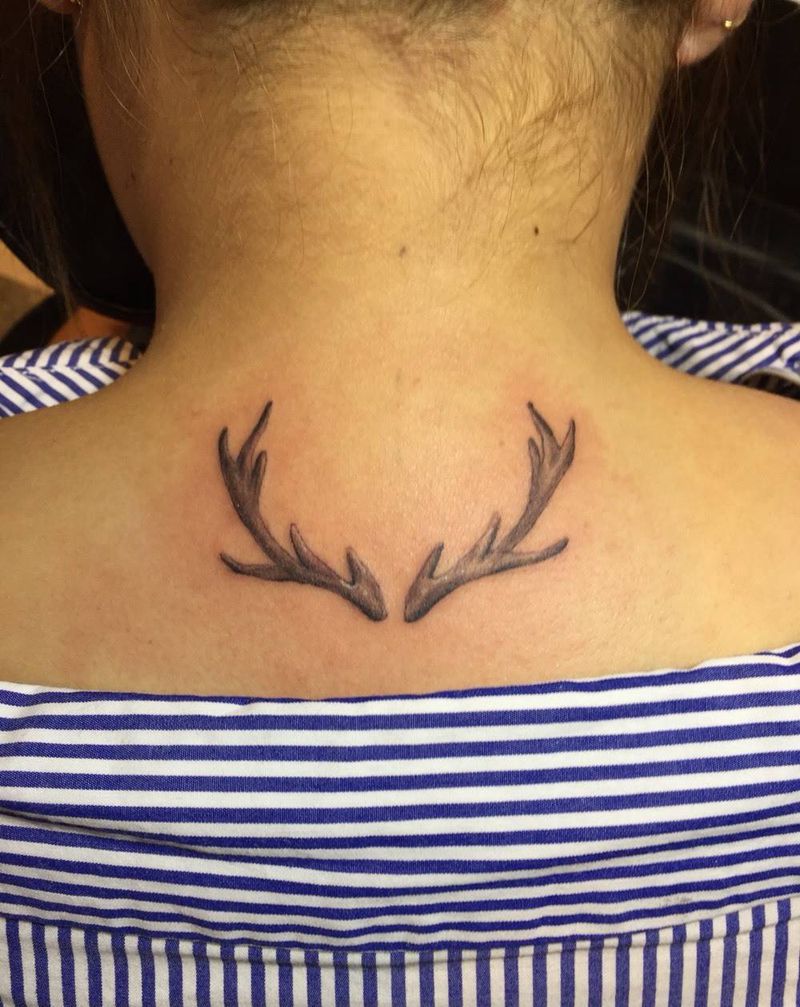 鹿角……纹身图片_成品颈部清新纹身图案