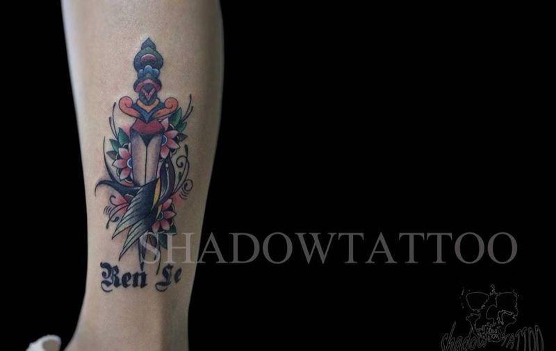 葬爱纹身图片_腿部欧美成品纹身图案