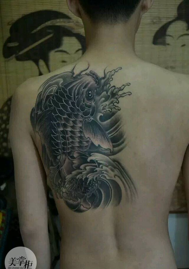 本店遮盖作品纹身图片_传统背部纹身图案