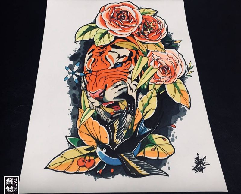 私人订制，老虎小腿～[嘿哈]纹身图片_腿部New School虎蔷薇燕子纹身图案