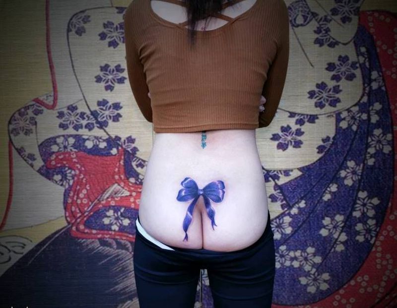 定制蝴蝶结遮盖原来的蝴蝶结