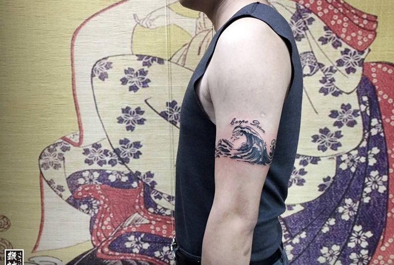 臂环，浪的～纹身图片_手臂浪臂环纹身图案