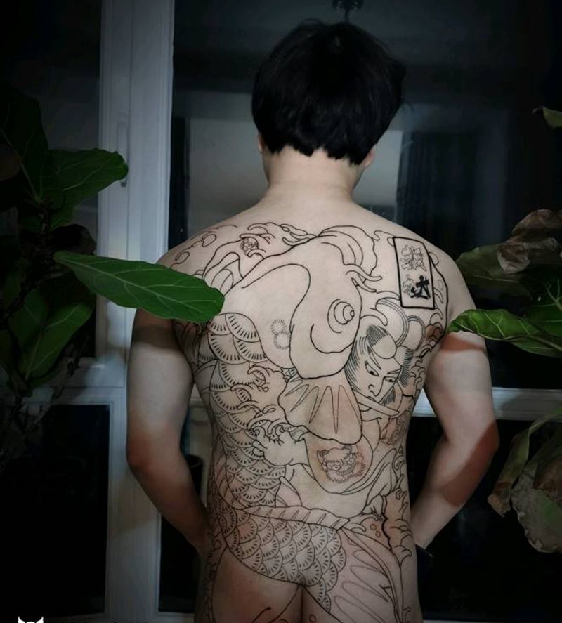 鬼若丸杀鲤2号,走线完成。纹身图片_背部老传统鬼若丸杀鲤纹身图案