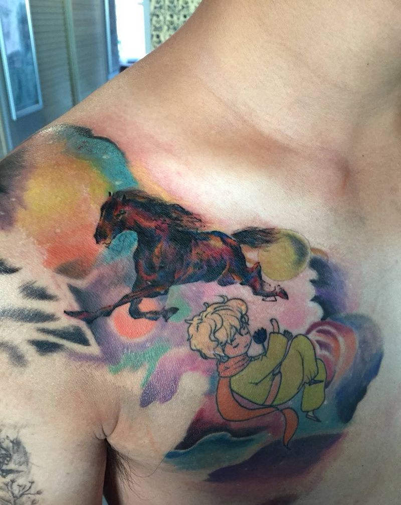 遮盖纹身图片_成品胸部清新动物纹身图案