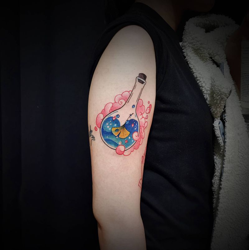 一些海水纹身图片_手臂New School纹身图案