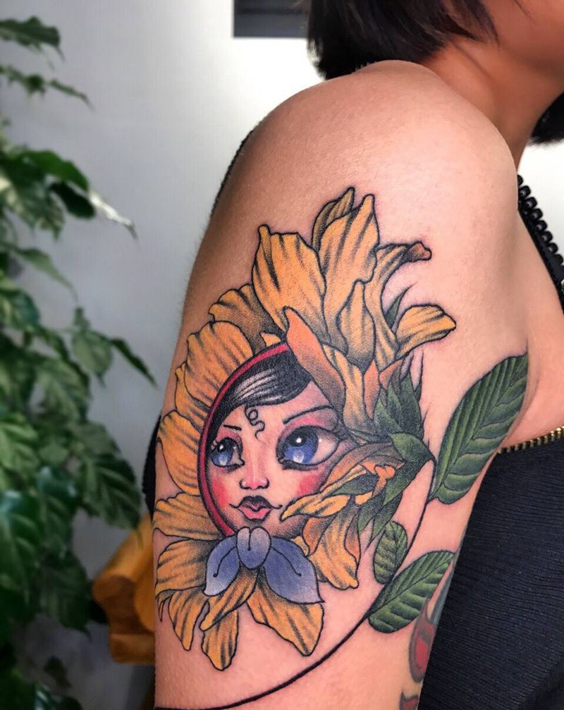 向日葵纹身图片_肩部手臂New School向日葵花卡通纹身图案