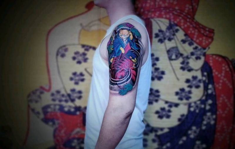 喵•鲤纹身图片_手臂新传统猫鲤鱼纹身图案