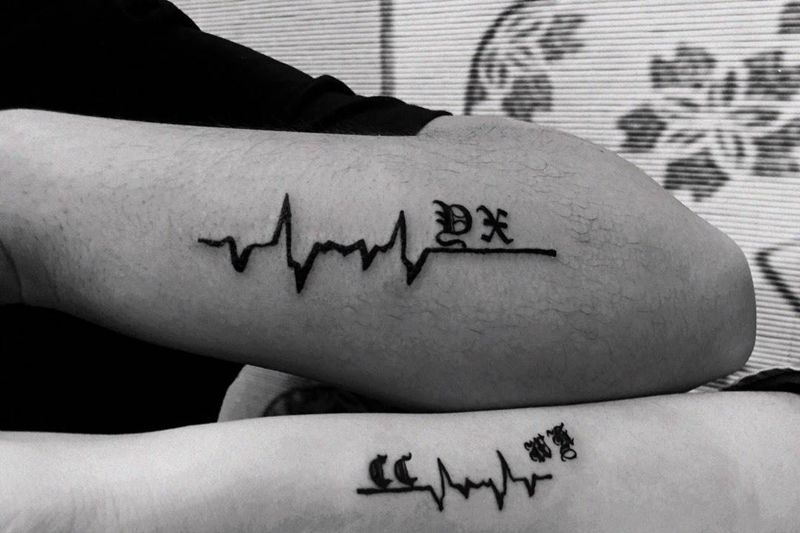 情侣心电图纹身图片_成品手臂清新情侣纹身图案